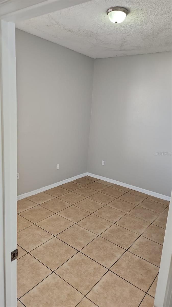 Image 8 of 11 For 1003 Pantheon Drive