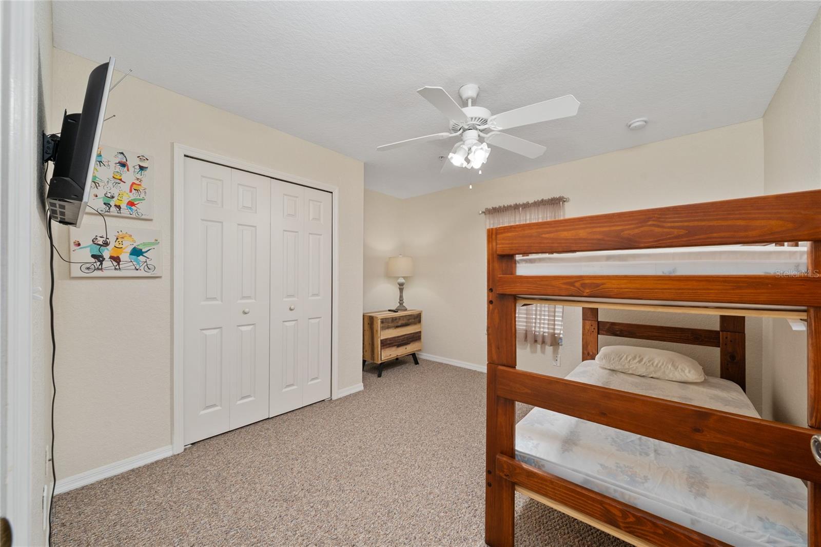 Image 14 of 35 For 930 Moonlight Cove Road 11-107