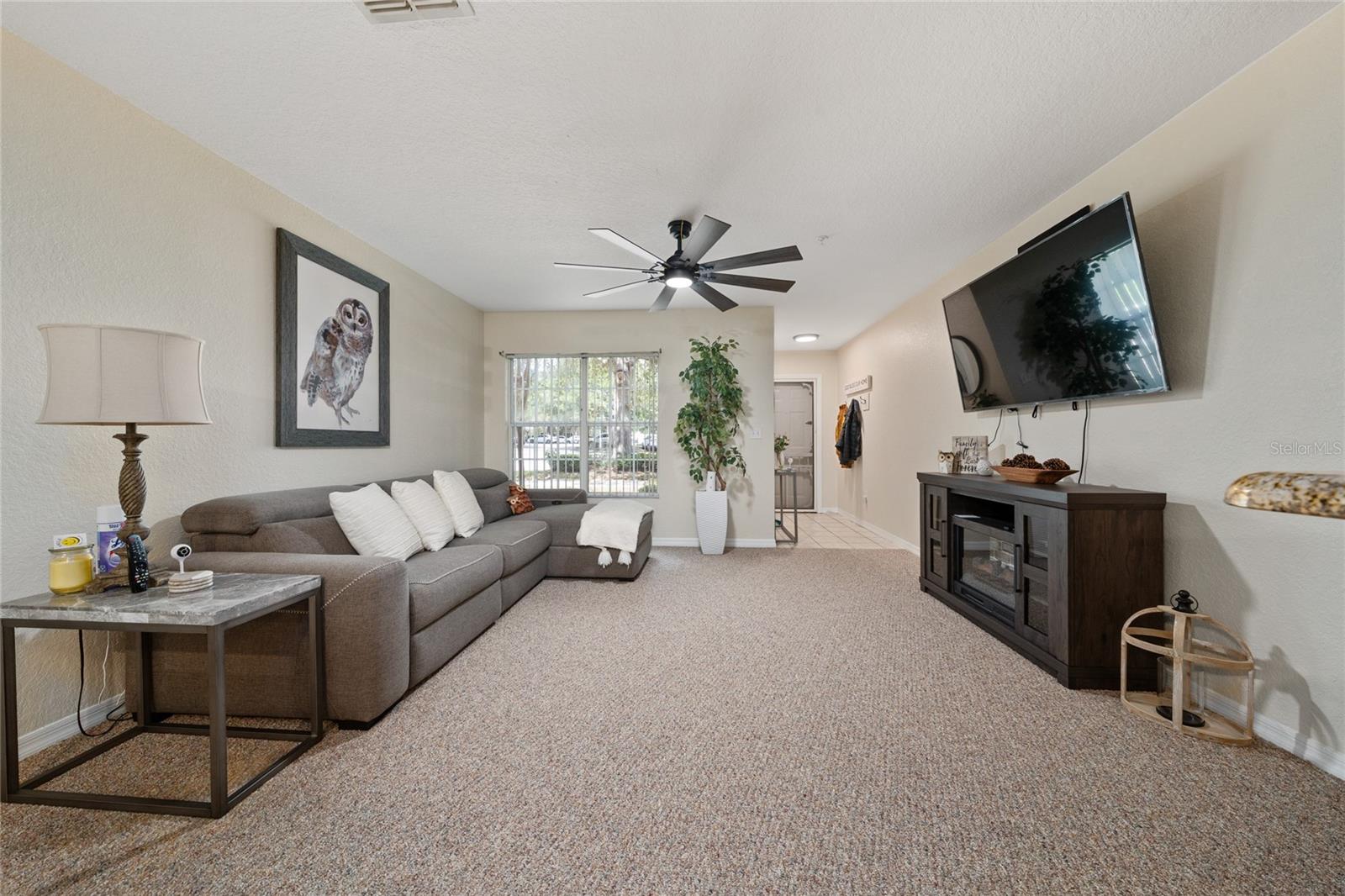 Image 6 of 35 For 930 Moonlight Cove Road 11-107