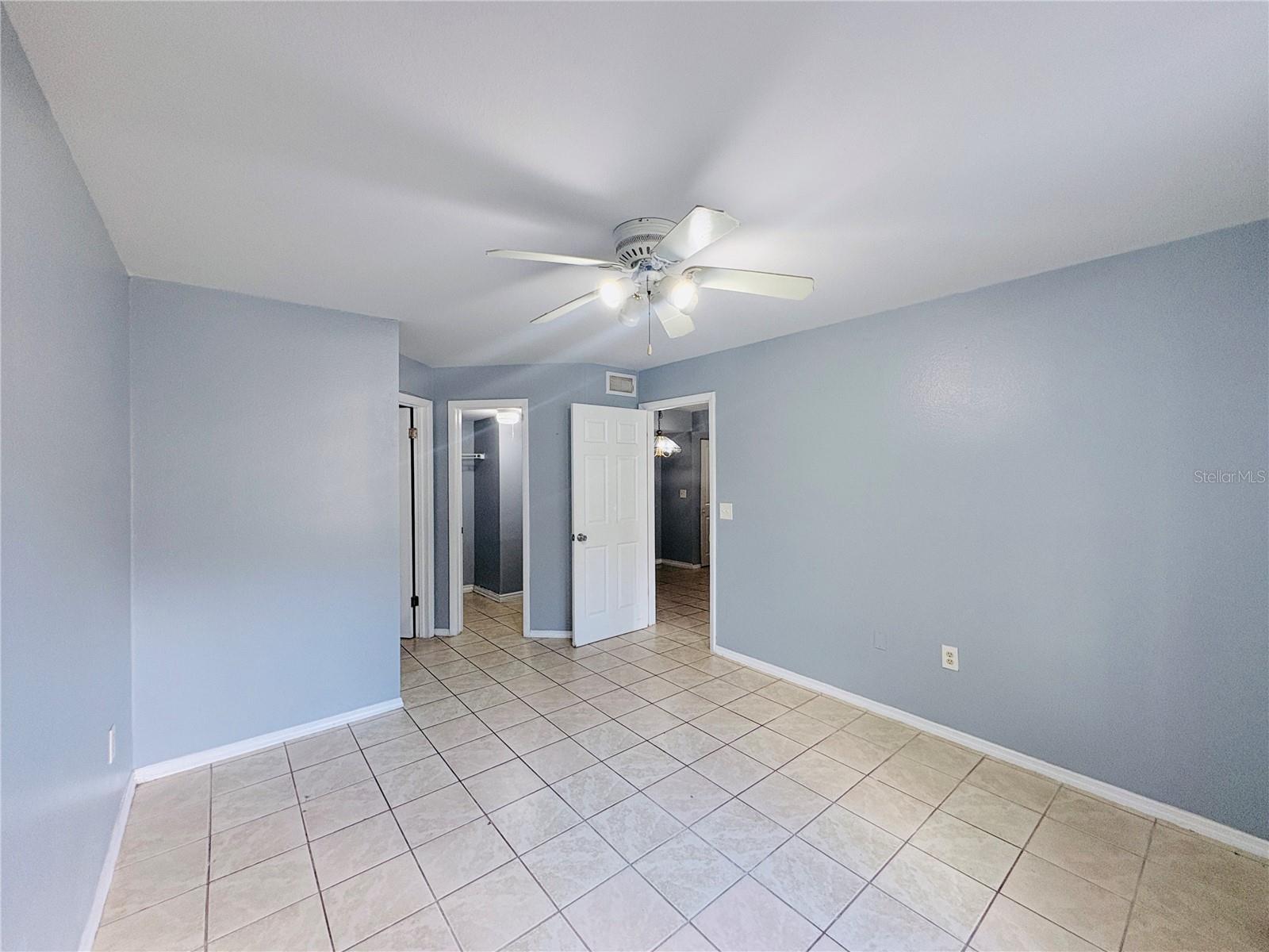 Image 14 of 27 For 3008 Parkway Boulevard 104
