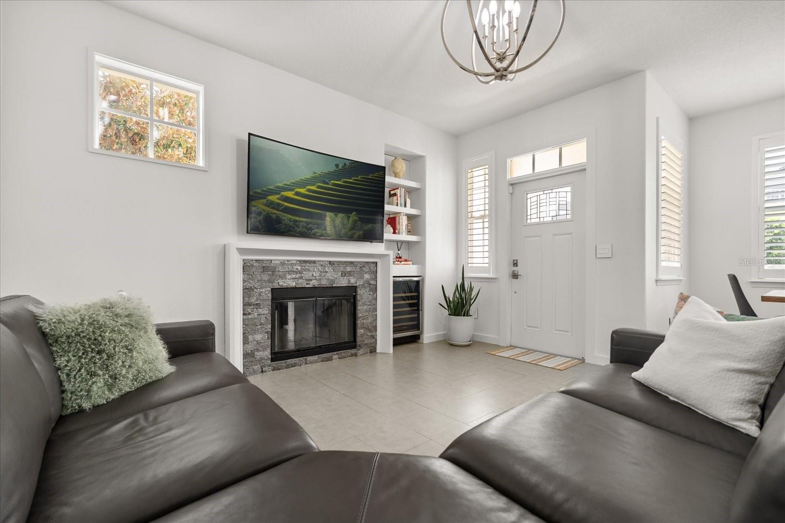 Image 6 of 31 For 17301 Promenade Drive 17301