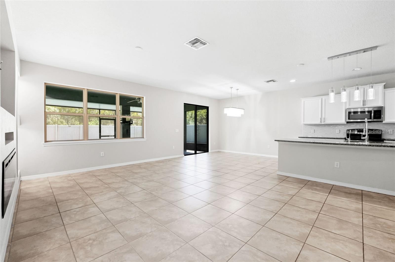 Image 18 of 46 For 3619 Vega Creek Drive
