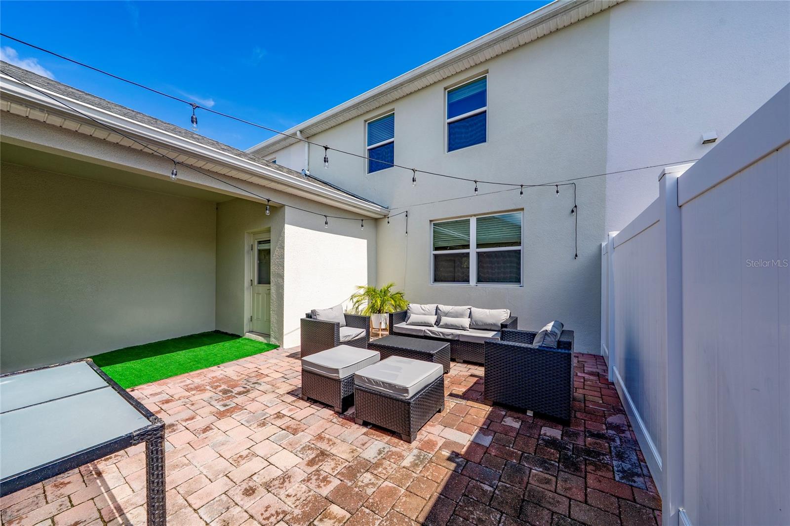 Image 27 of 31 For 12124 Sonnet Avenue