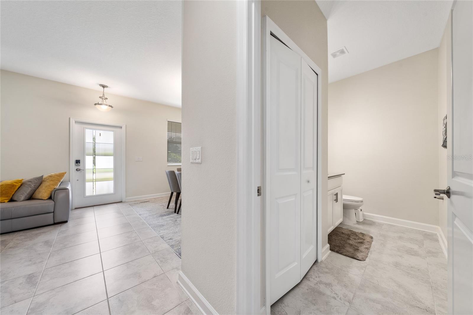 Image 9 of 31 For 12124 Sonnet Avenue