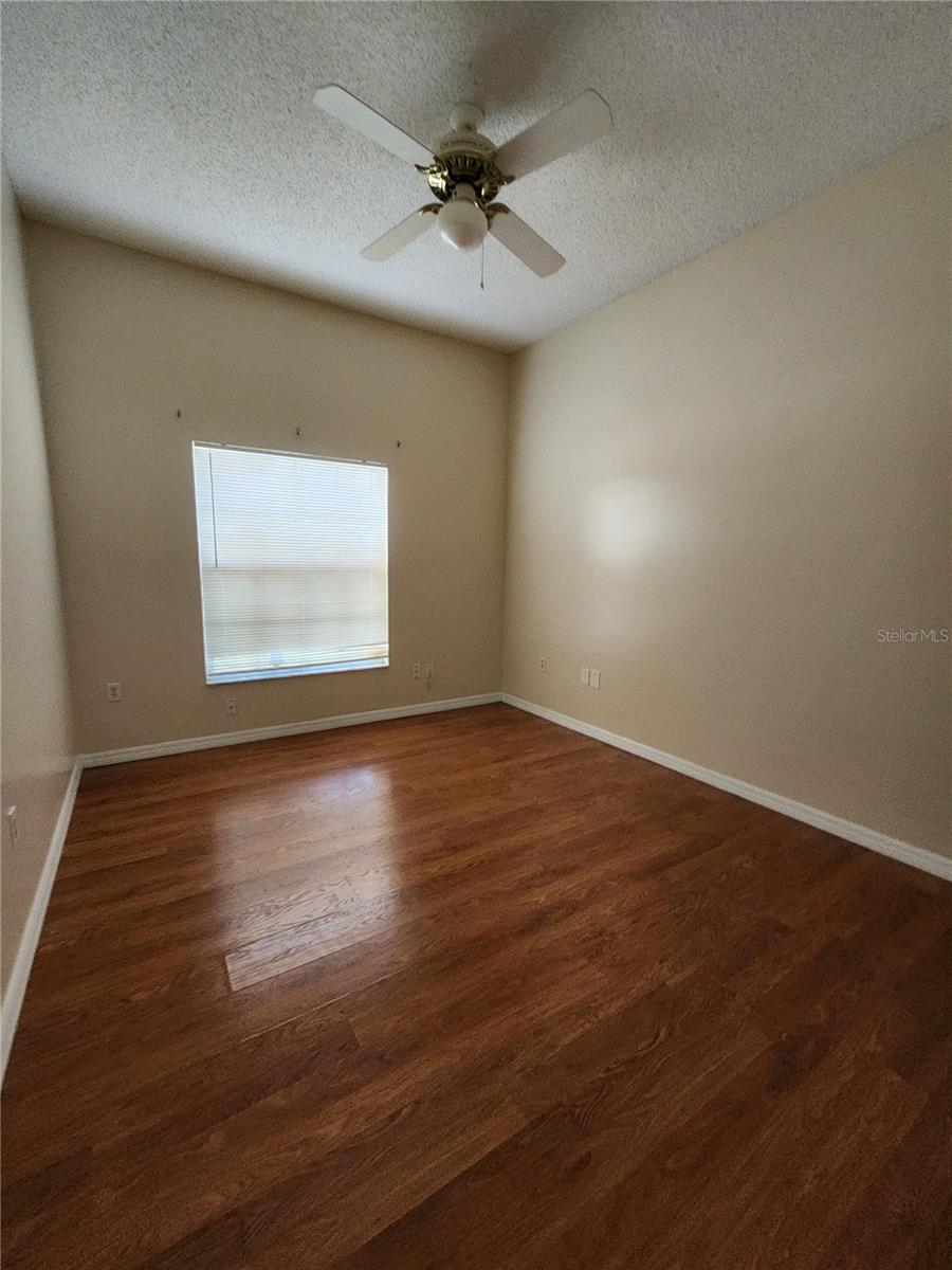 Image 16 of 25 For 725 Adriane Park Circle