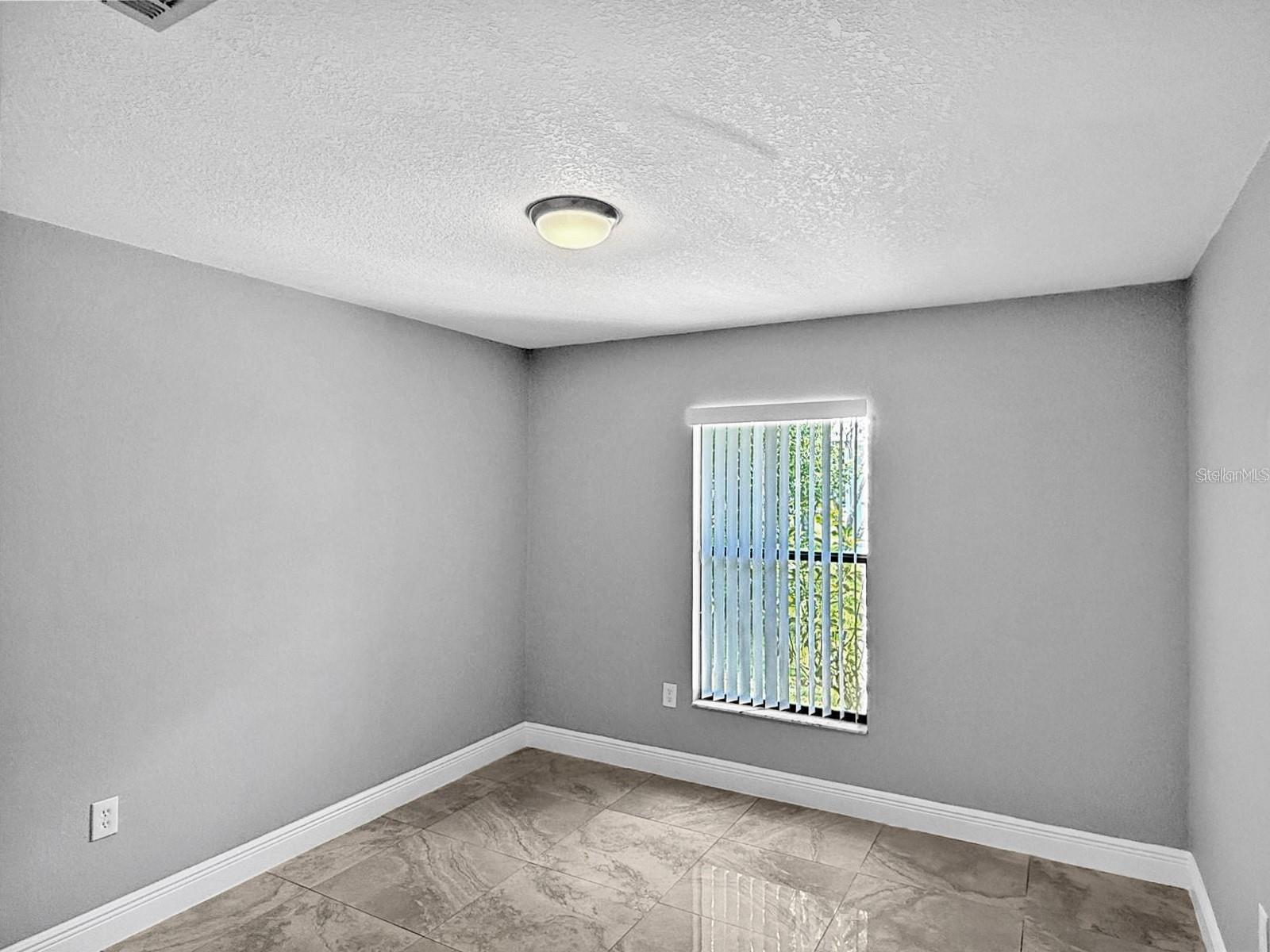 Image 18 of 37 For 3239 Cottonwood Court