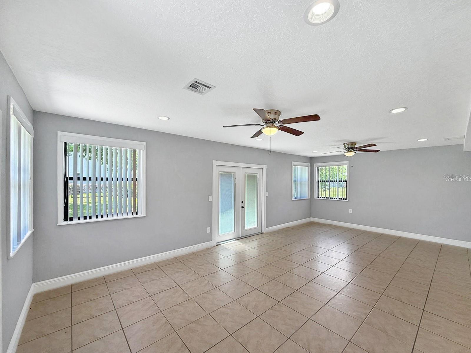 Image 8 of 37 For 3239 Cottonwood Court