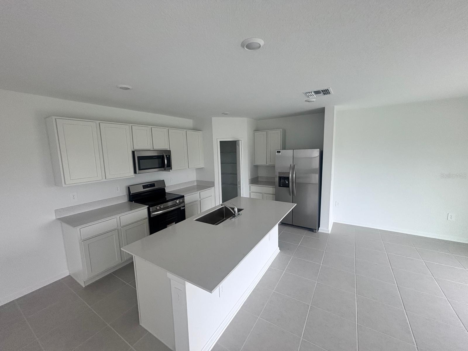 Image 3 of 23 For 3118 Totem Road