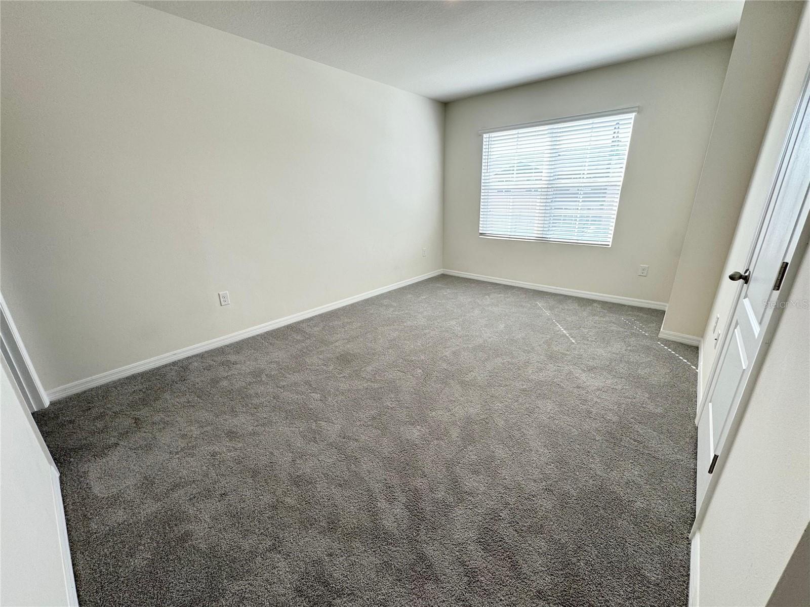 Image 10 of 28 For 2353 Penguin Boulevard