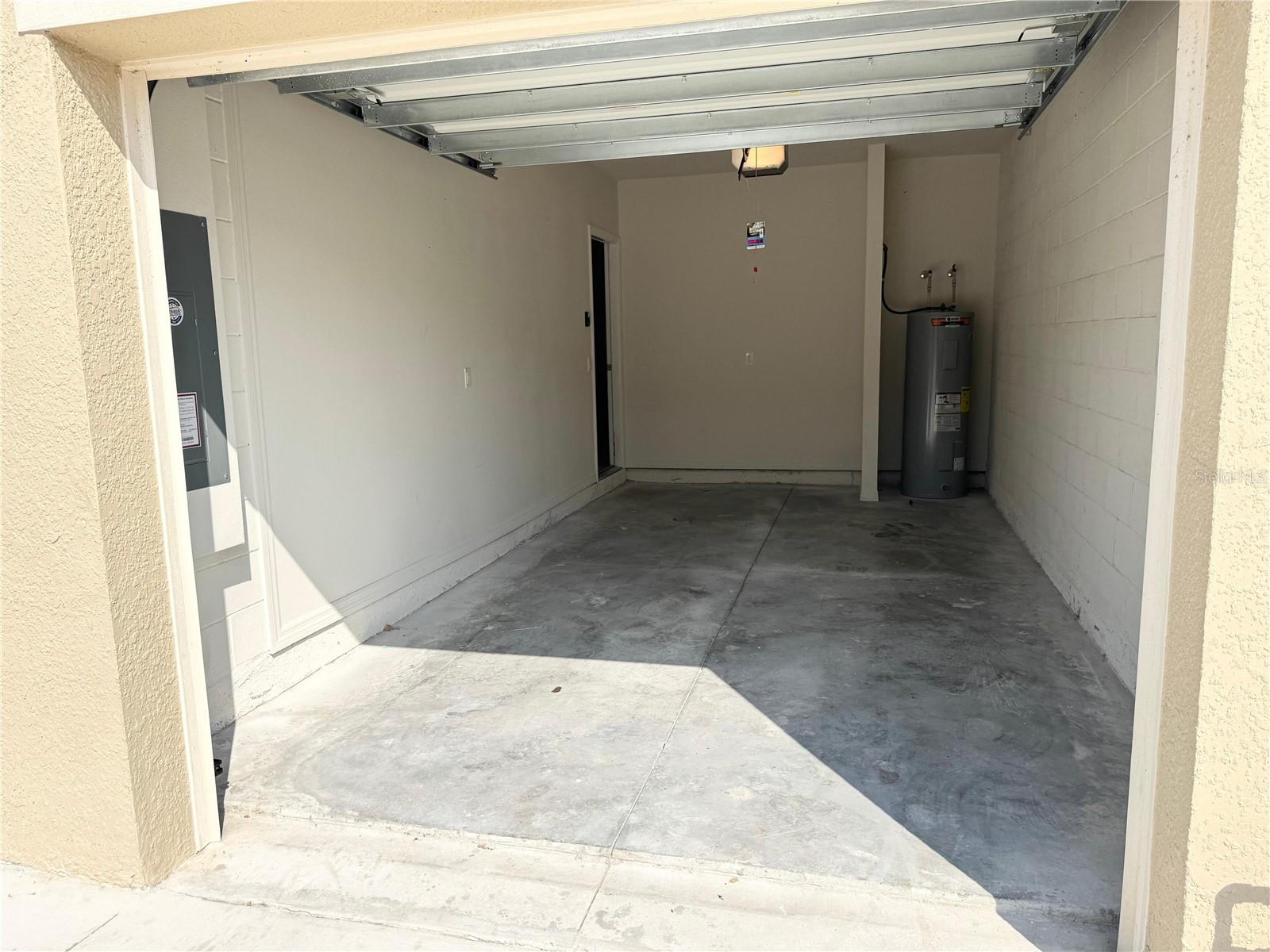 Image 28 of 28 For 2353 Penguin Boulevard