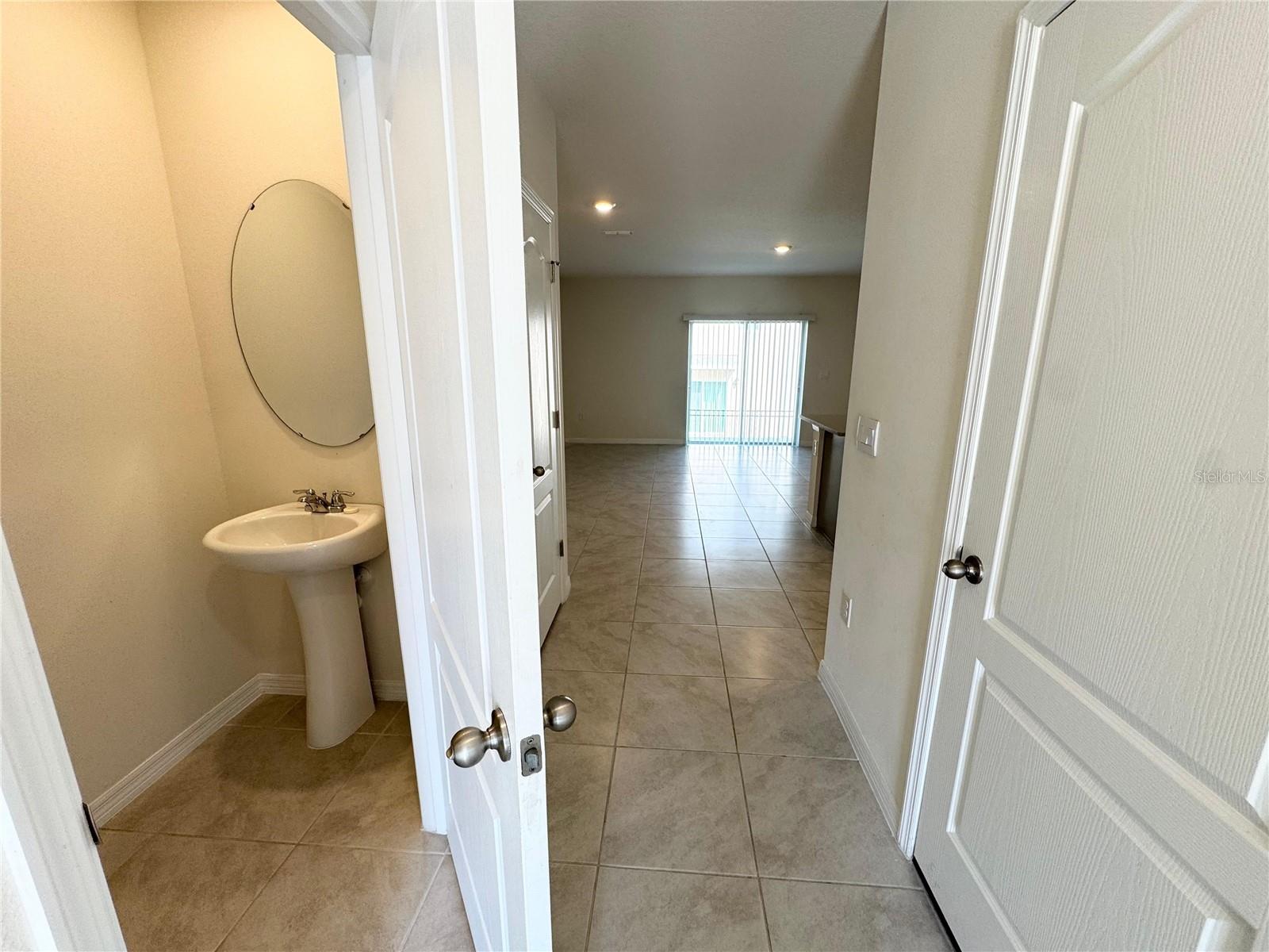 Image 7 of 28 For 2353 Penguin Boulevard