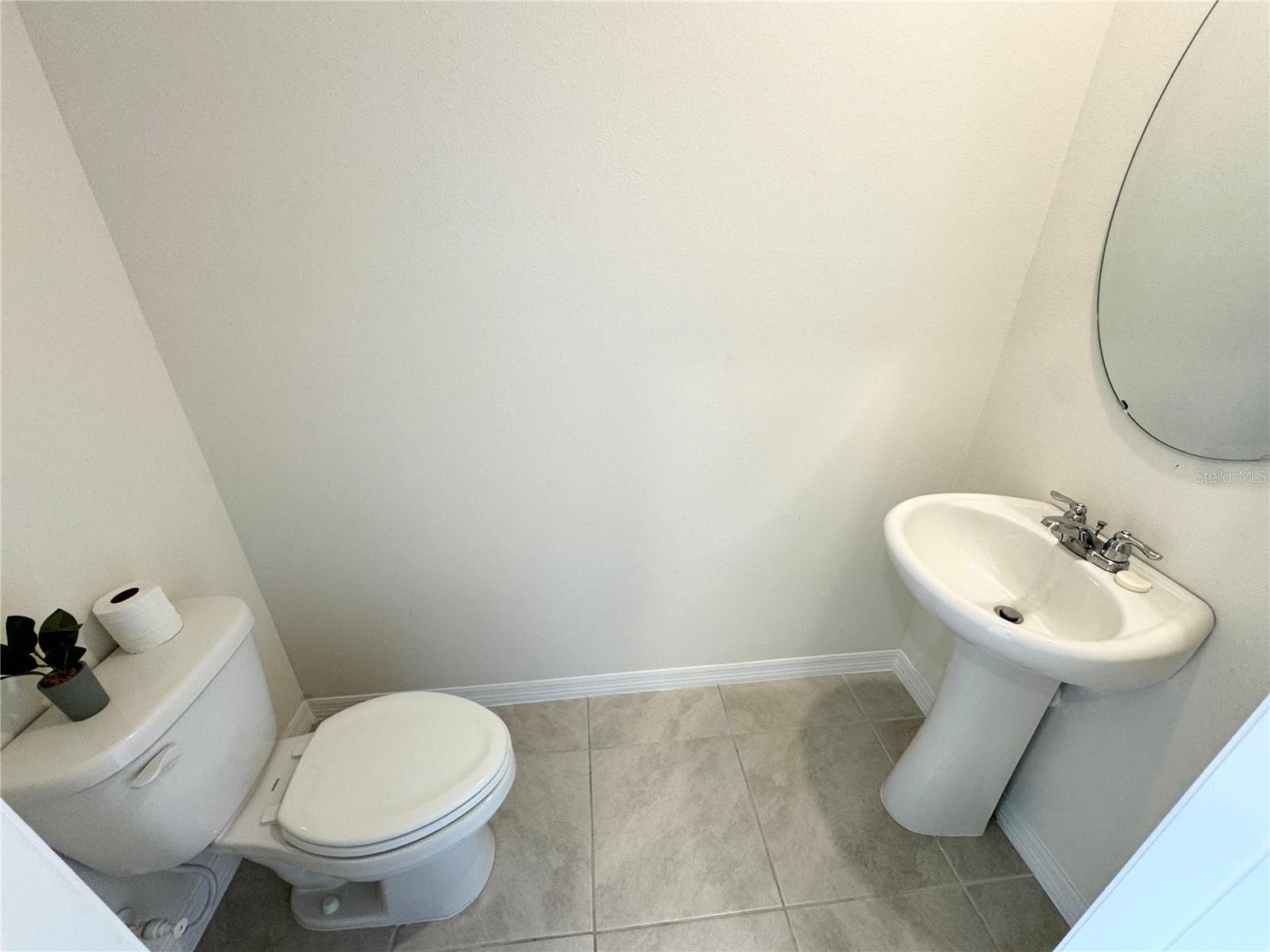 Image 8 of 28 For 2353 Penguin Boulevard