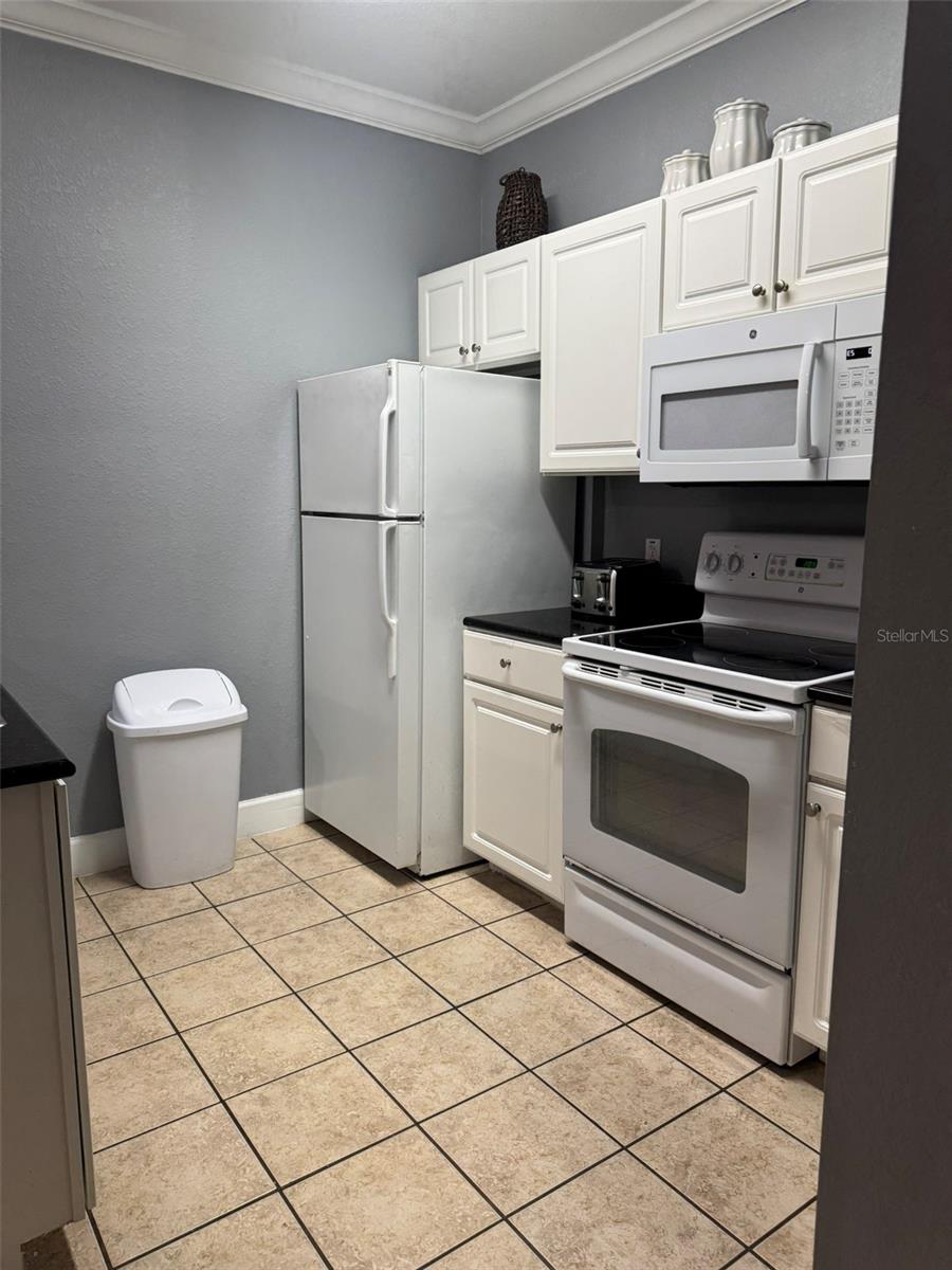 Image 14 of 63 For 2966 Lucayan Harbour Circle 103