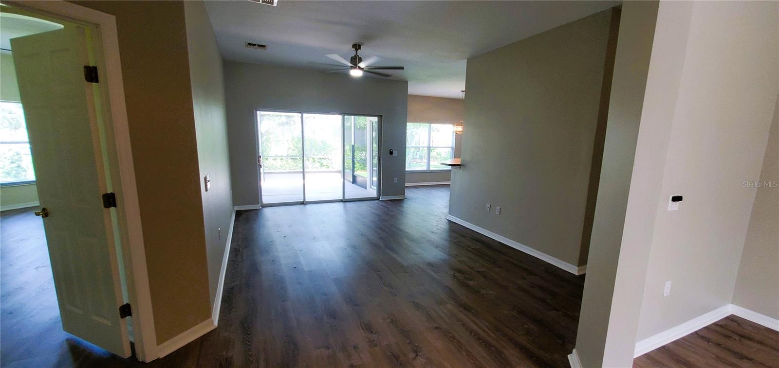 Image 19 of 66 For 461 Balboa Drive