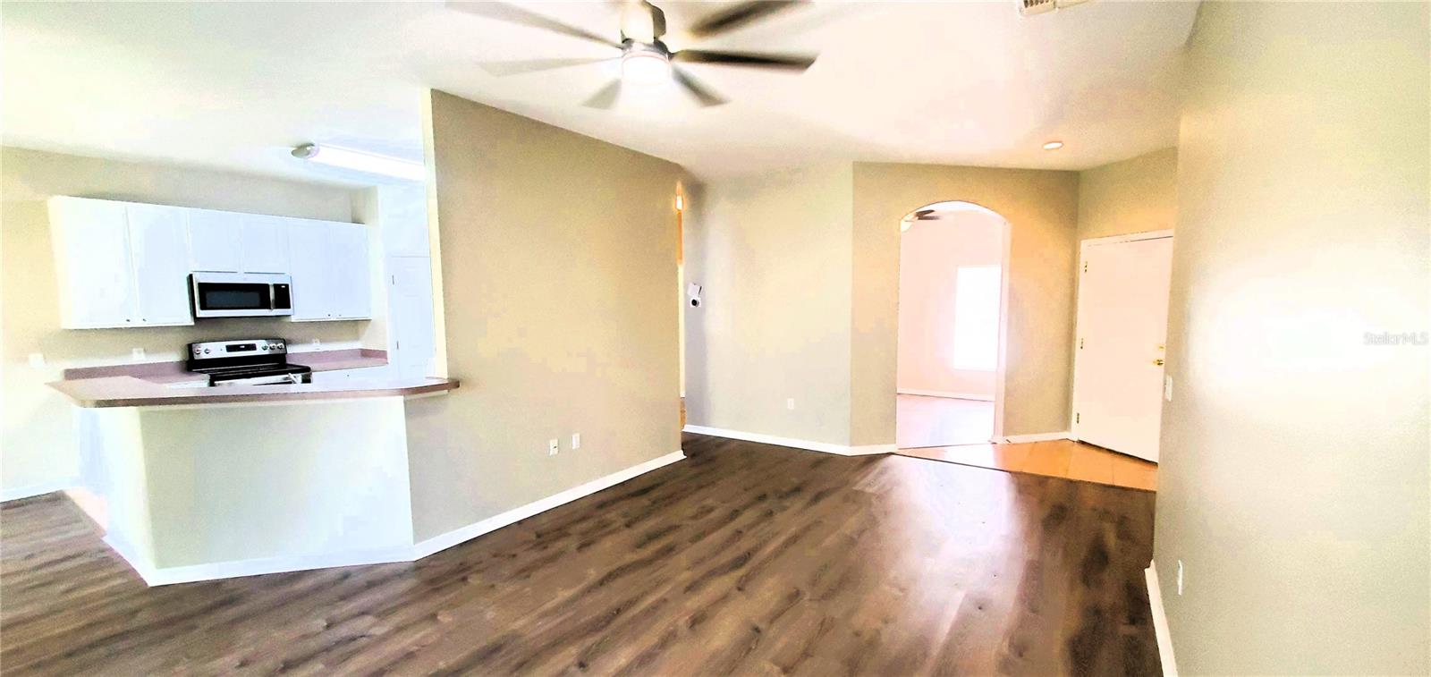 Image 20 of 66 For 461 Balboa Drive