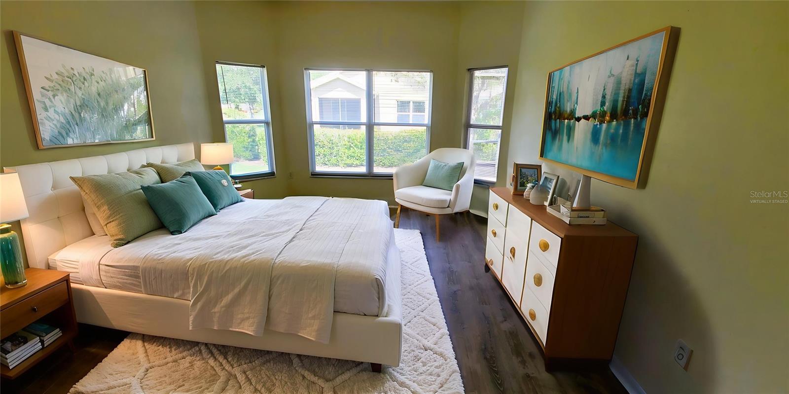 Image 32 of 66 For 461 Balboa Drive