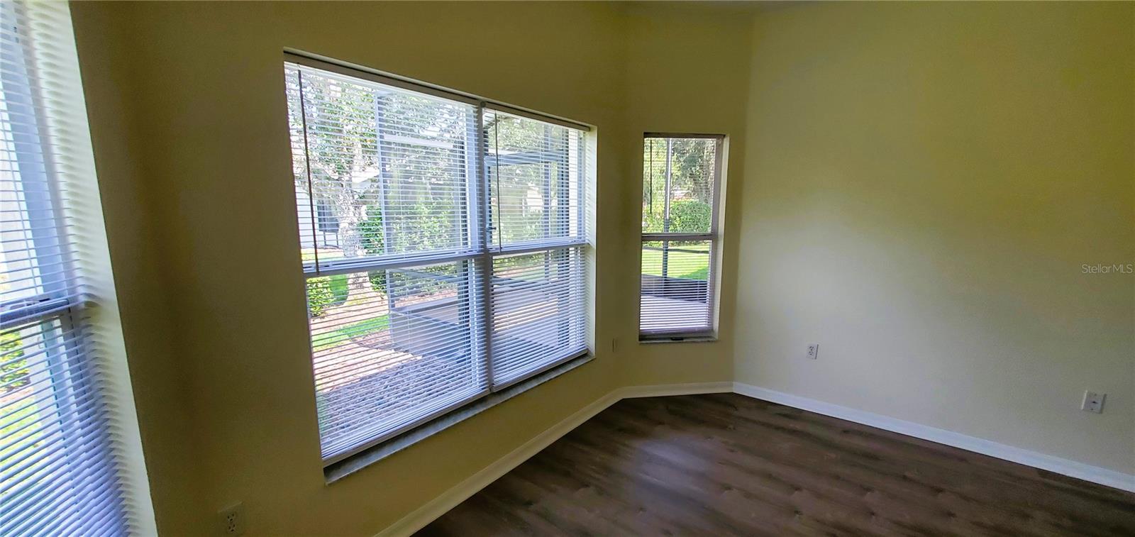 Image 34 of 66 For 461 Balboa Drive