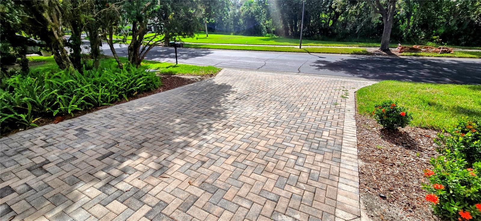 Image 6 of 66 For 461 Balboa Drive