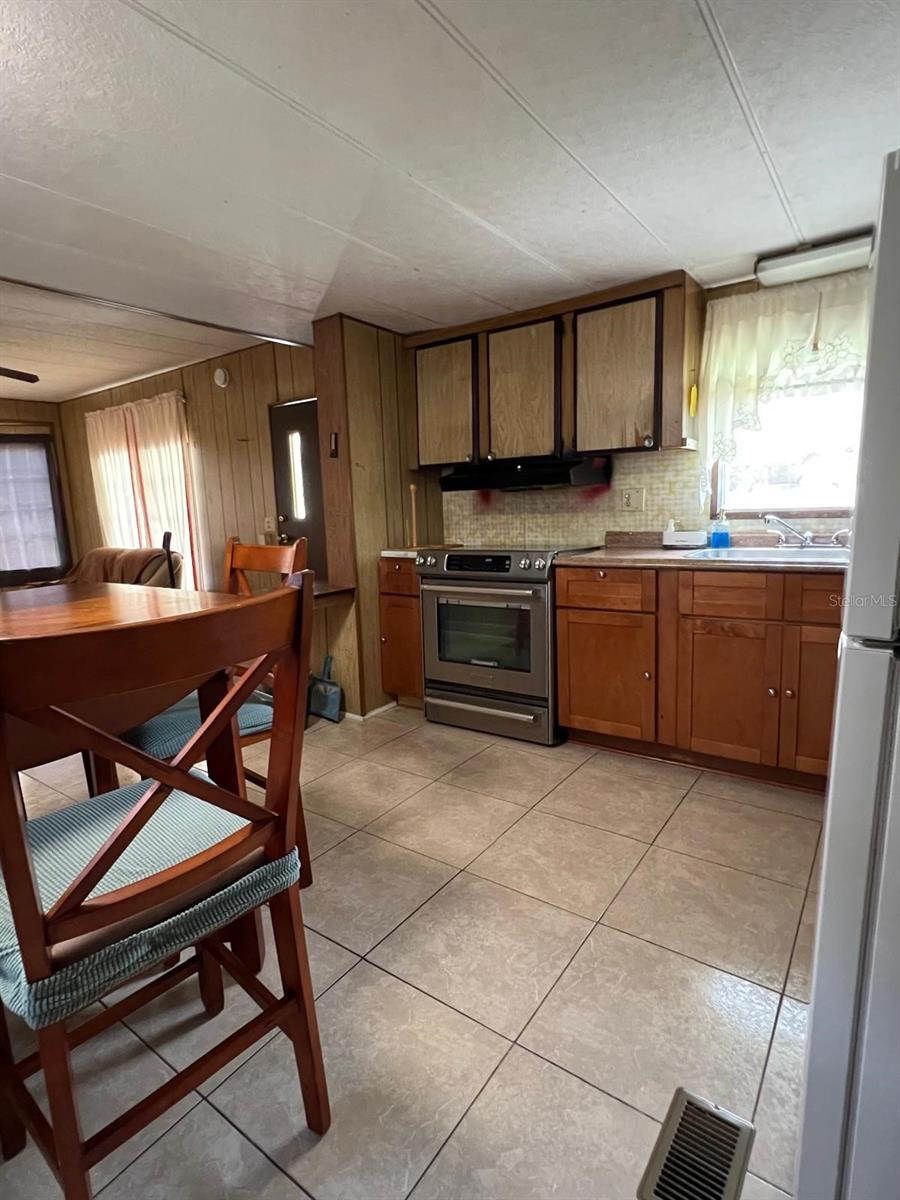 Image 6 of 15 For 5085 145th Place