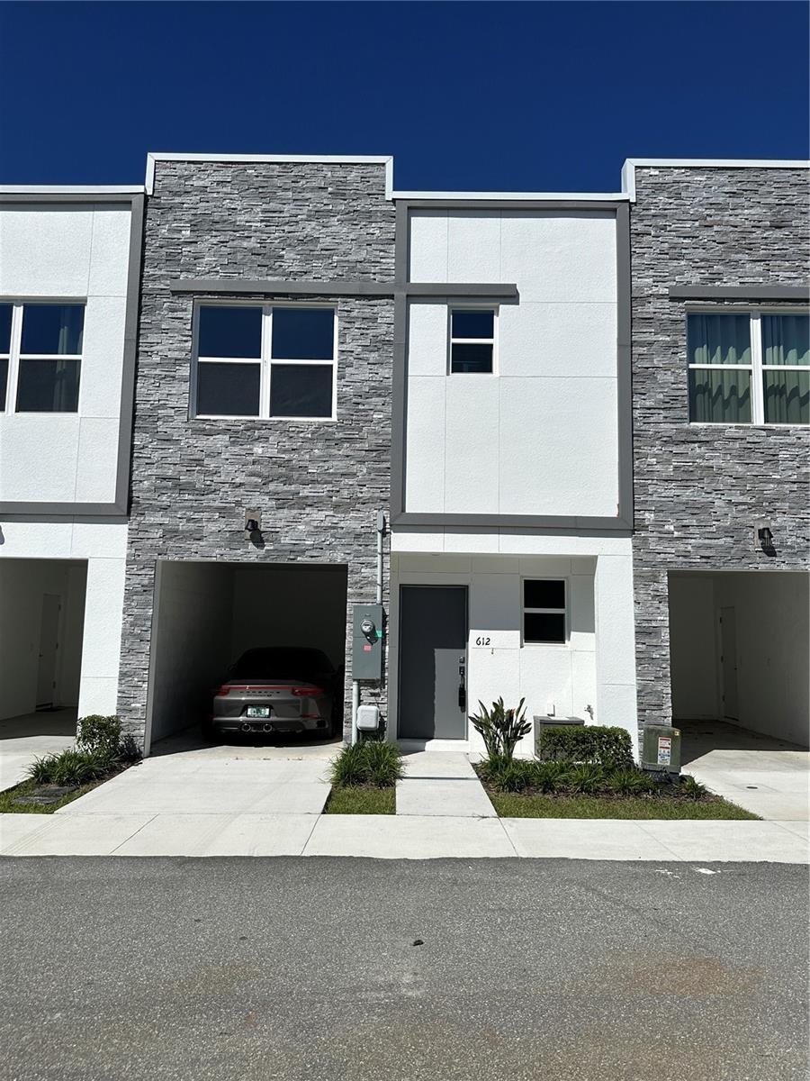 Details for 612 Trikomo Drive, DAVENPORT, FL 33896