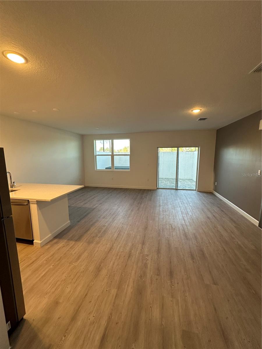 Image 11 of 35 For 612 Trikomo Drive