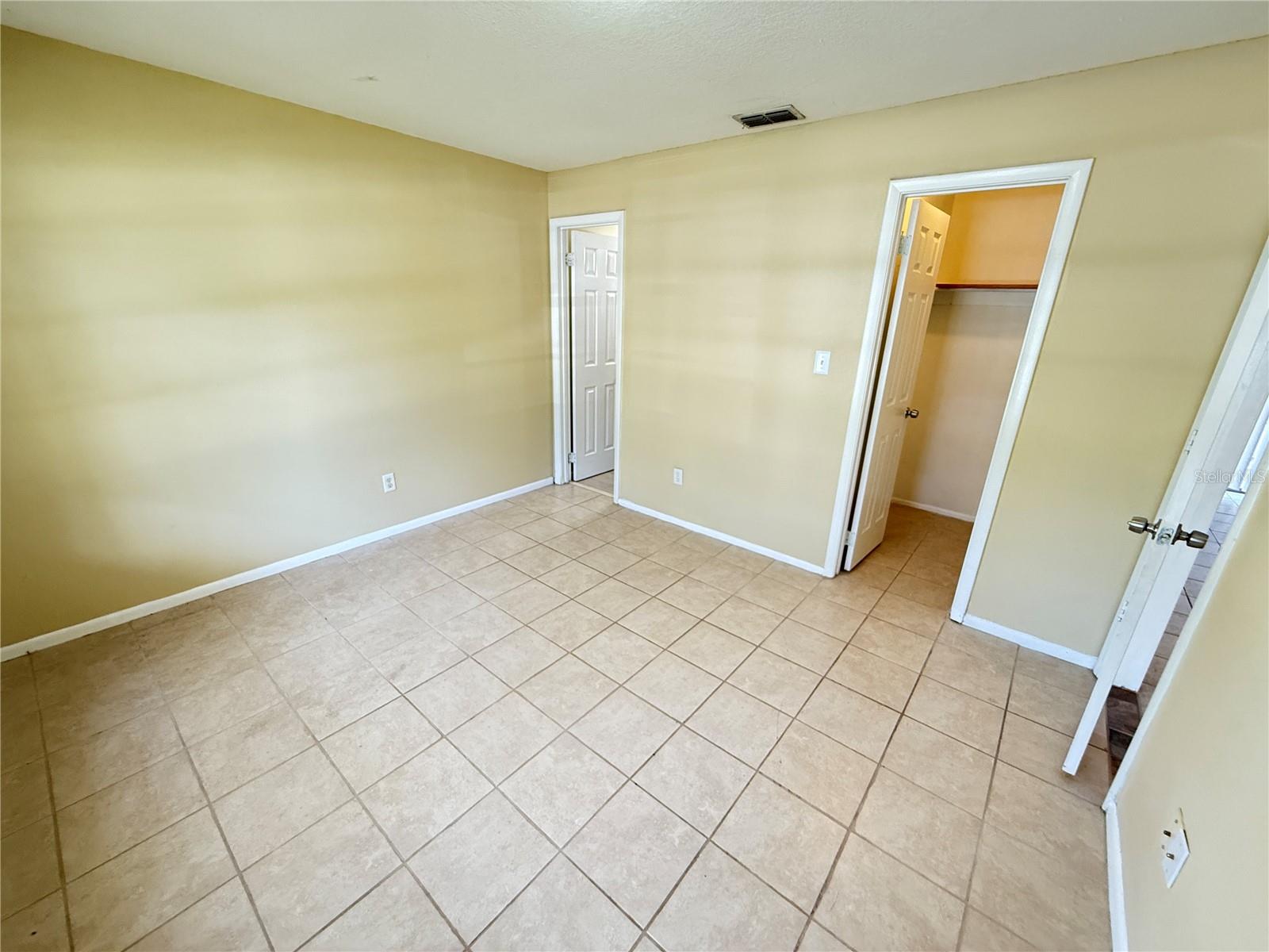 Image 11 of 23 For 1009 Marlene Dr
