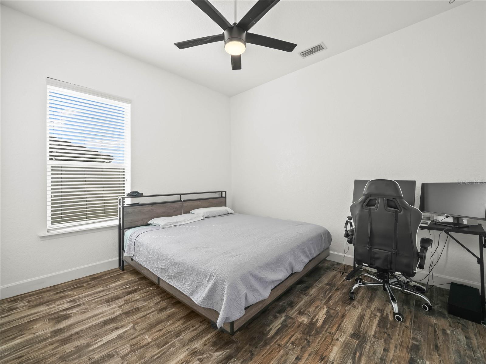 Image 34 of 56 For 319 Terranova Boulevard