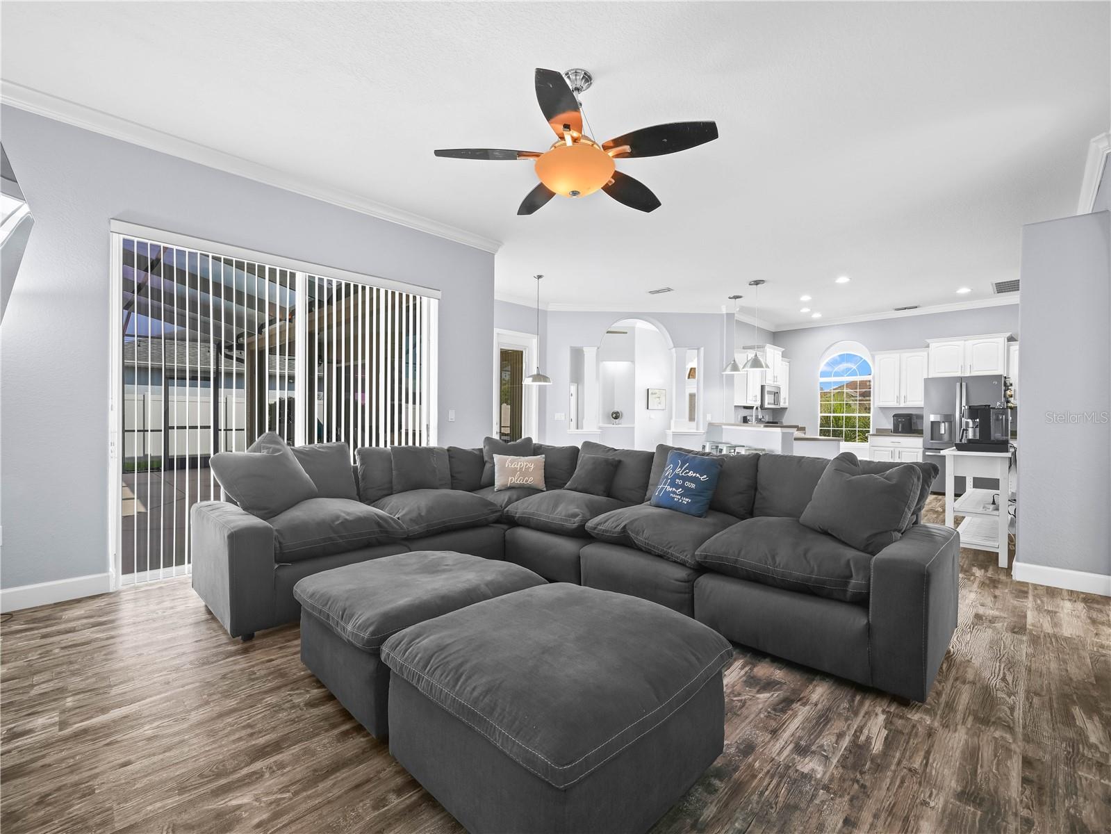Image 37 of 56 For 319 Terranova Boulevard