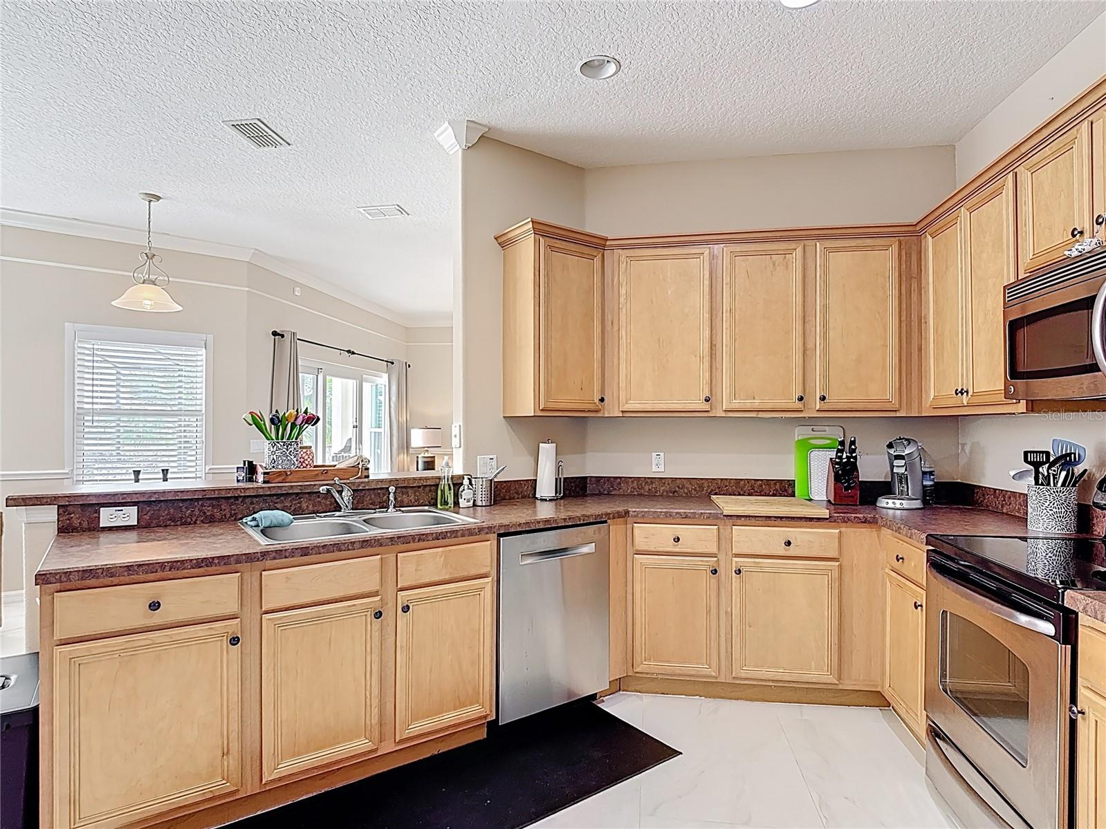 Image 13 of 75 For 3549 Somerset Circle