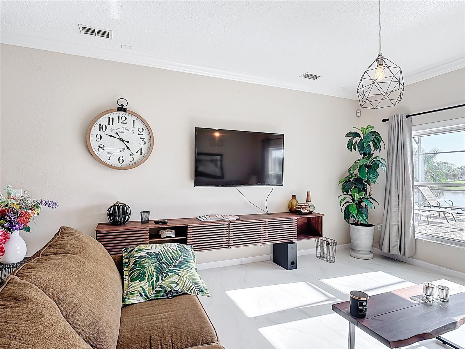 Image 36 of 75 For 3549 Somerset Circle