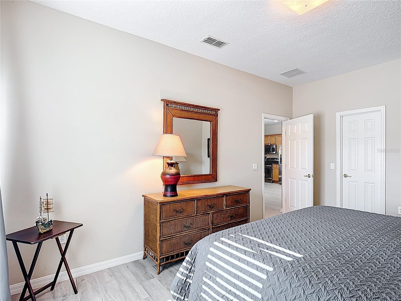 Image 39 of 75 For 3549 Somerset Circle