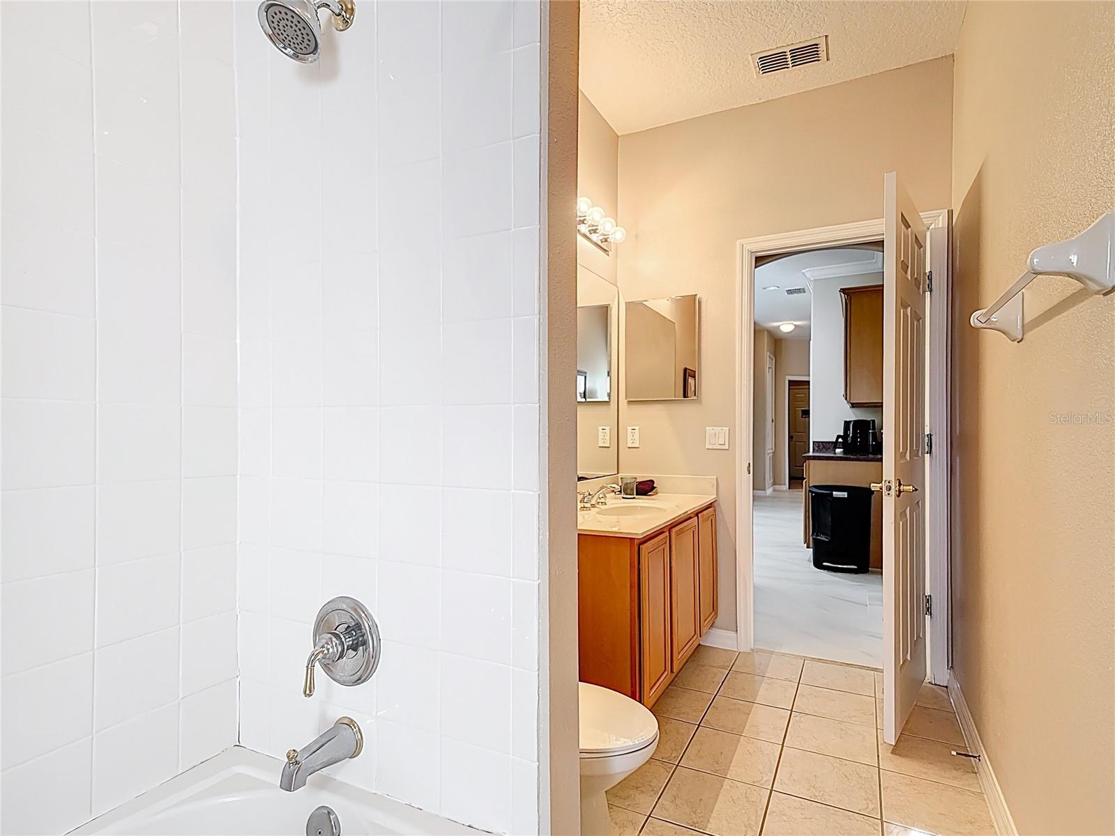 Image 42 of 75 For 3549 Somerset Circle