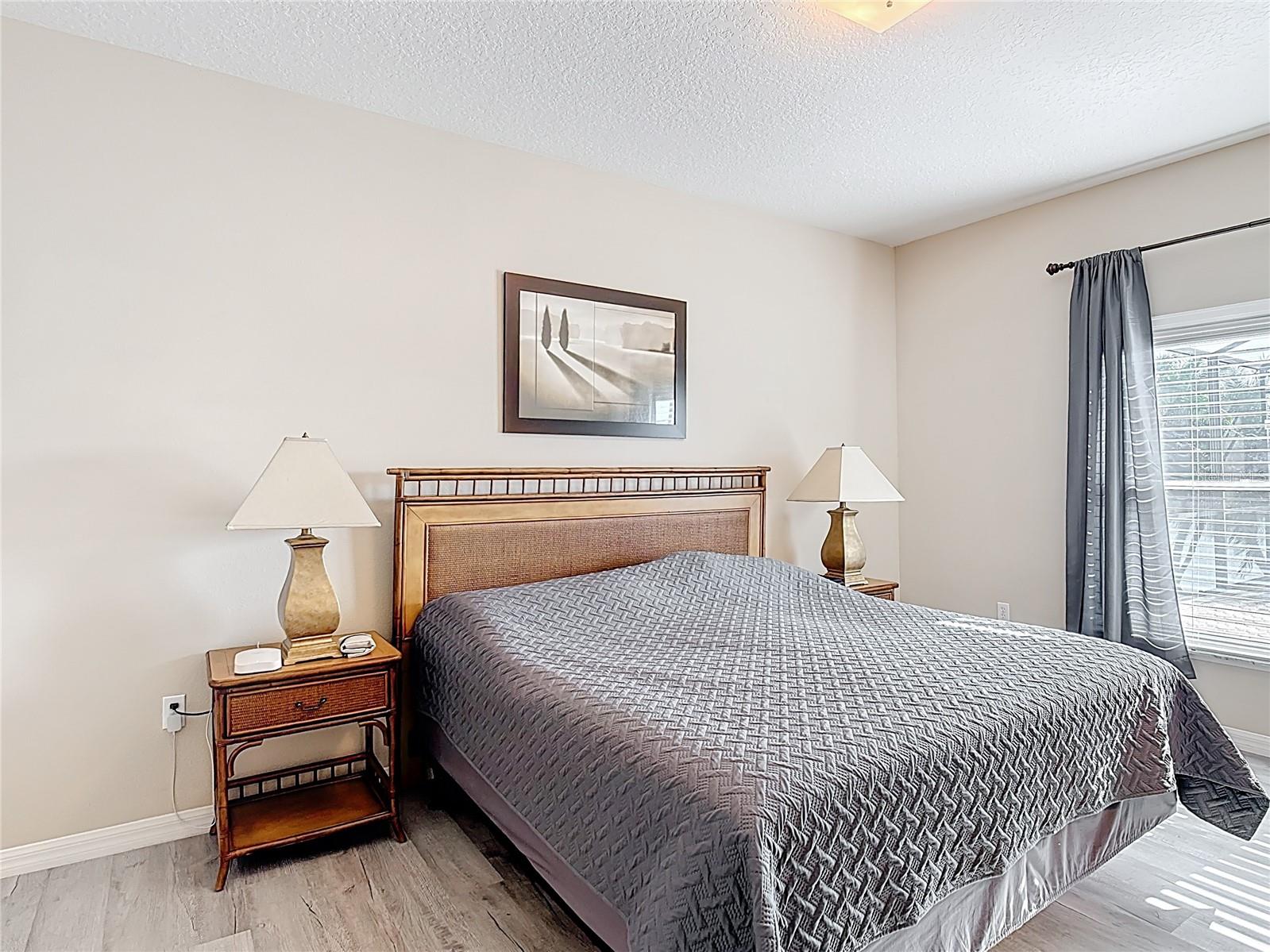 Image 47 of 75 For 3549 Somerset Circle