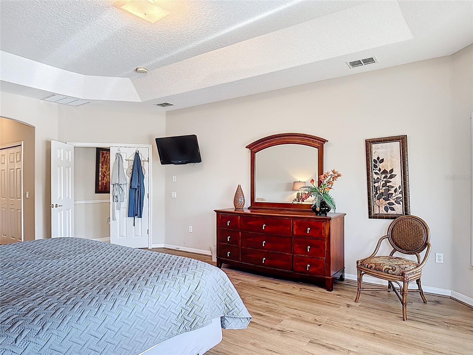 Image 52 of 75 For 3549 Somerset Circle