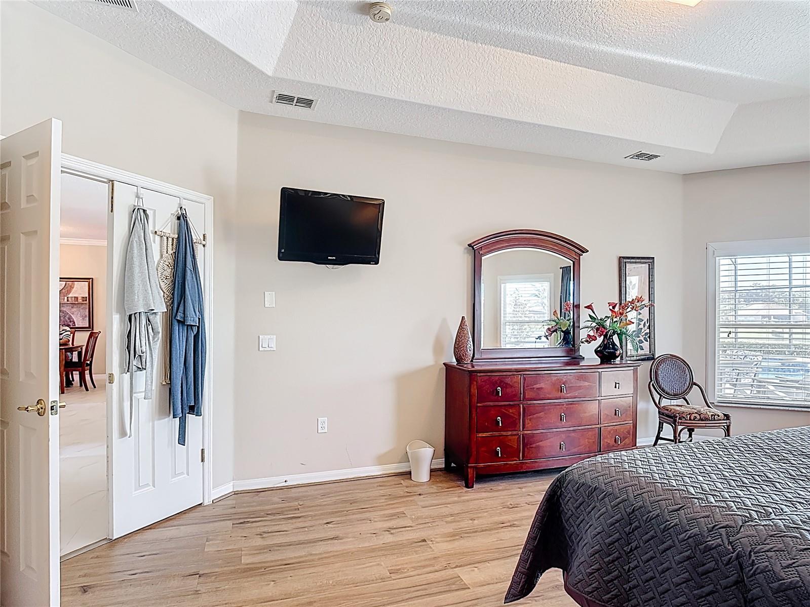 Image 56 of 75 For 3549 Somerset Circle