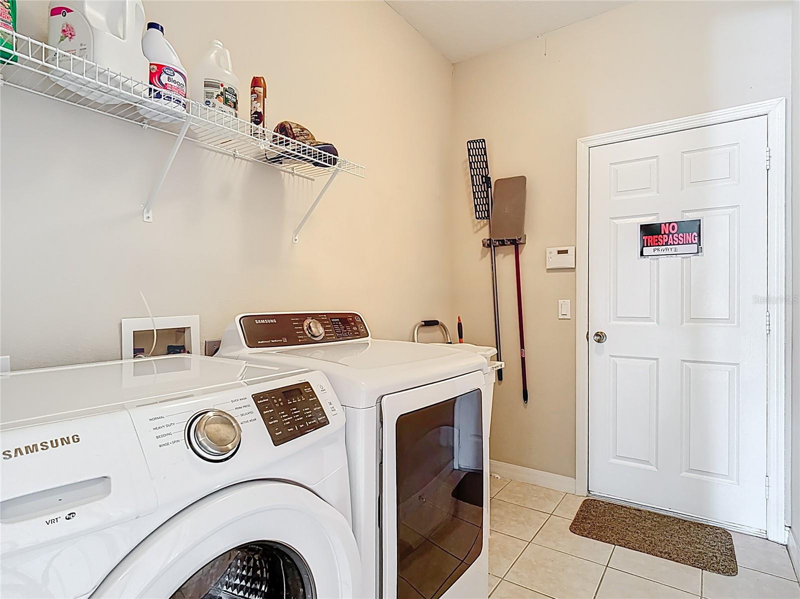 Image 61 of 75 For 3549 Somerset Circle