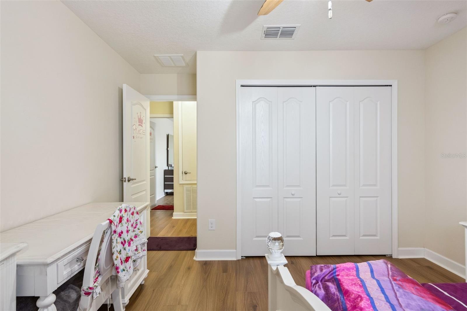 Image 38 of 79 For 3004 Youngford Street
