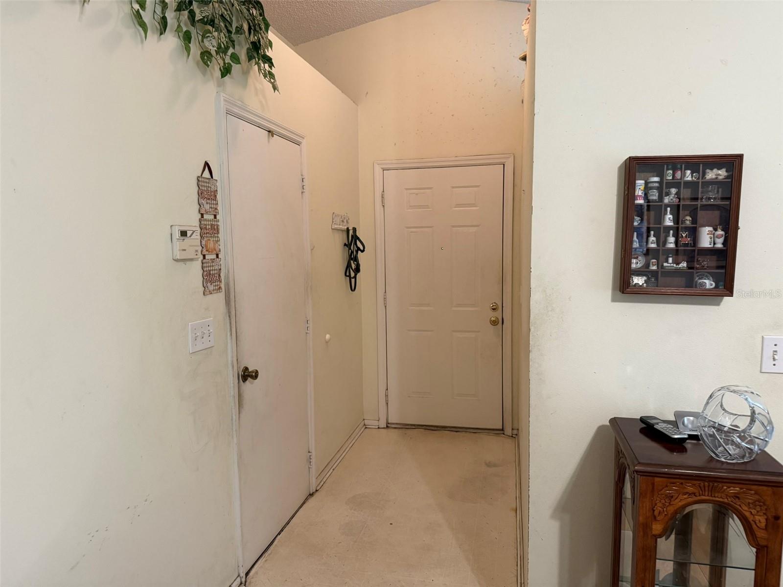 Image 6 of 17 For 7151 Edgewater Shores Court