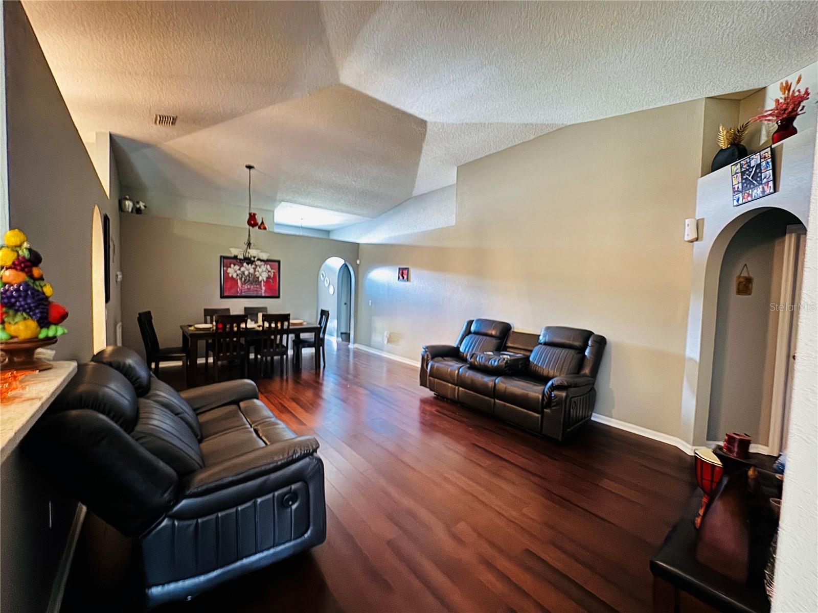 Image 5 of 18 For 5528 Sycamore Canyon Drive