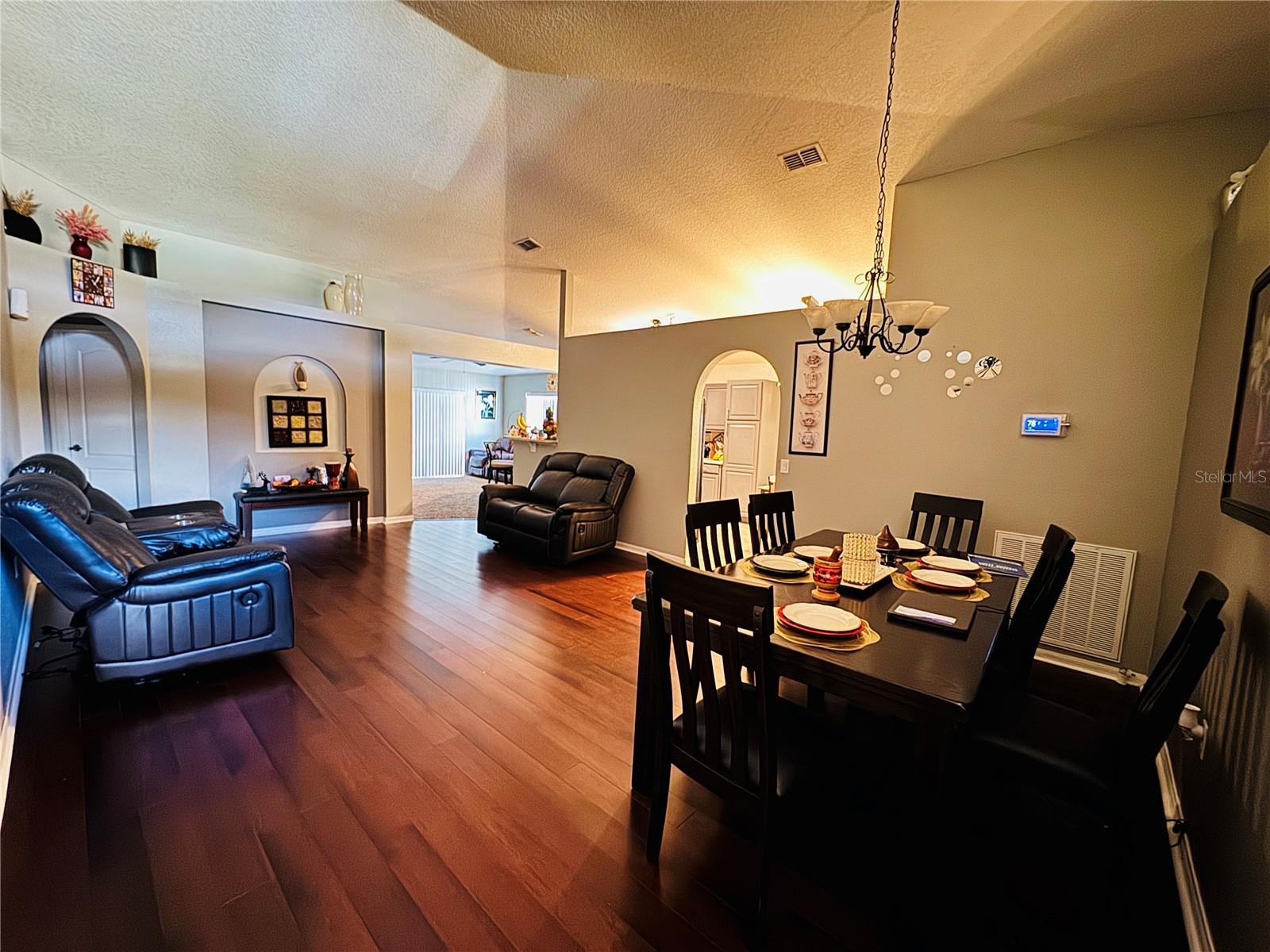 Image 9 of 18 For 5528 Sycamore Canyon Drive