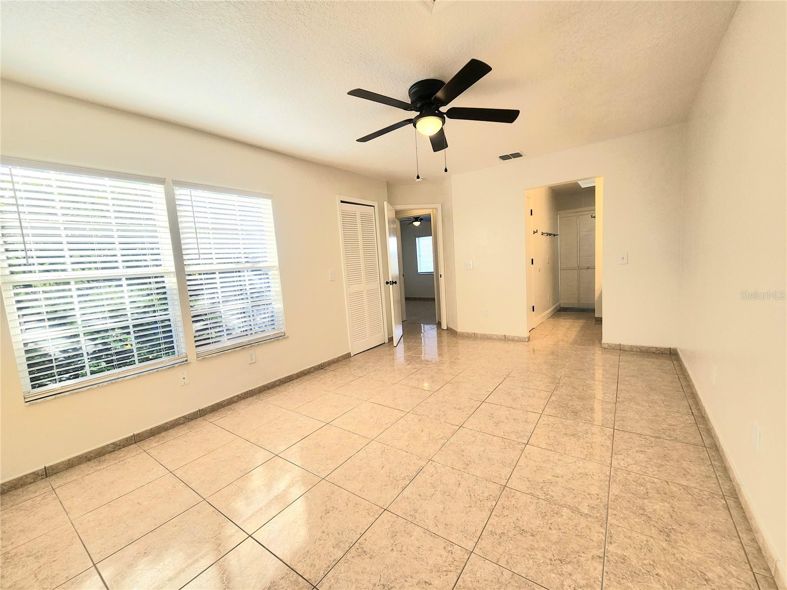Image 23 of 40 For 221 Caribbean Drive