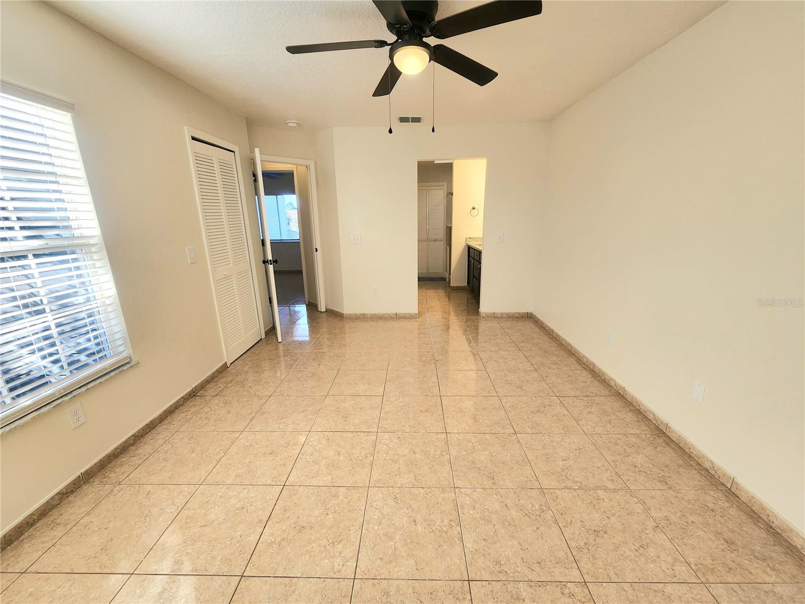 Image 24 of 40 For 221 Caribbean Drive