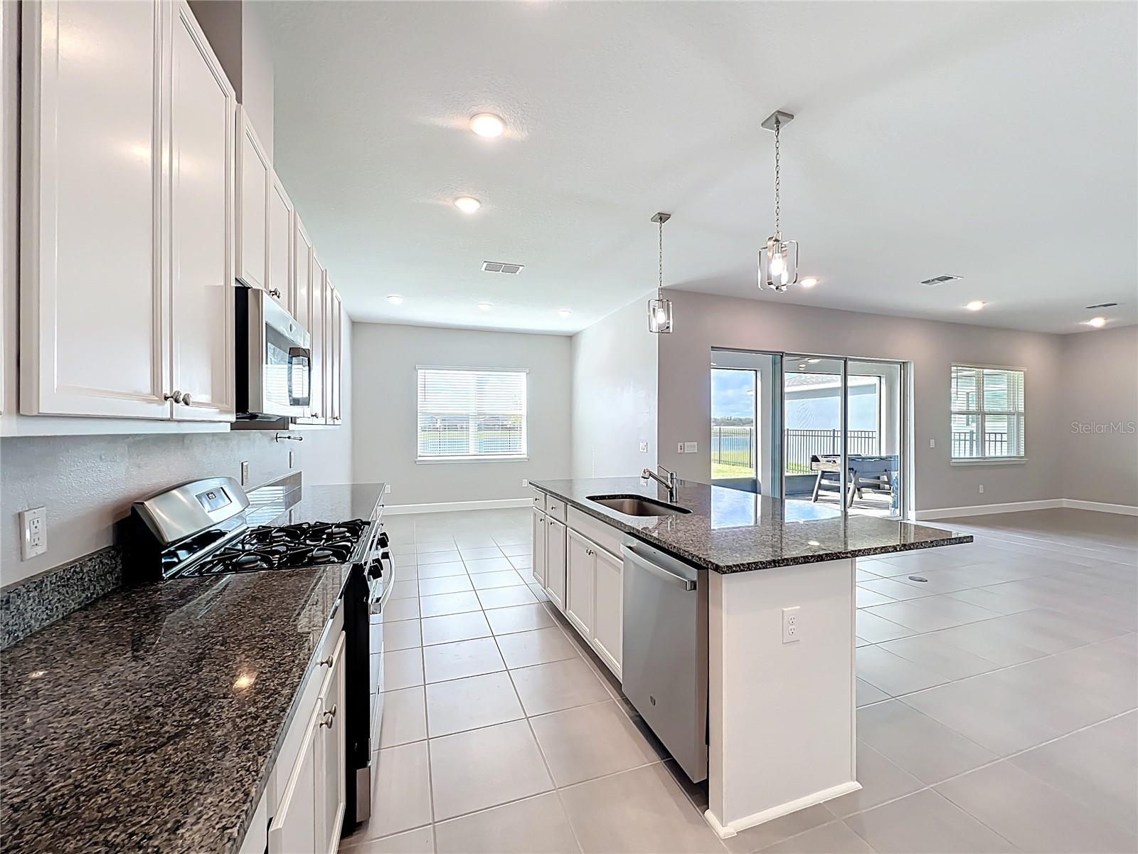 Image 10 of 50 For 15536 Gentle Rain Drive