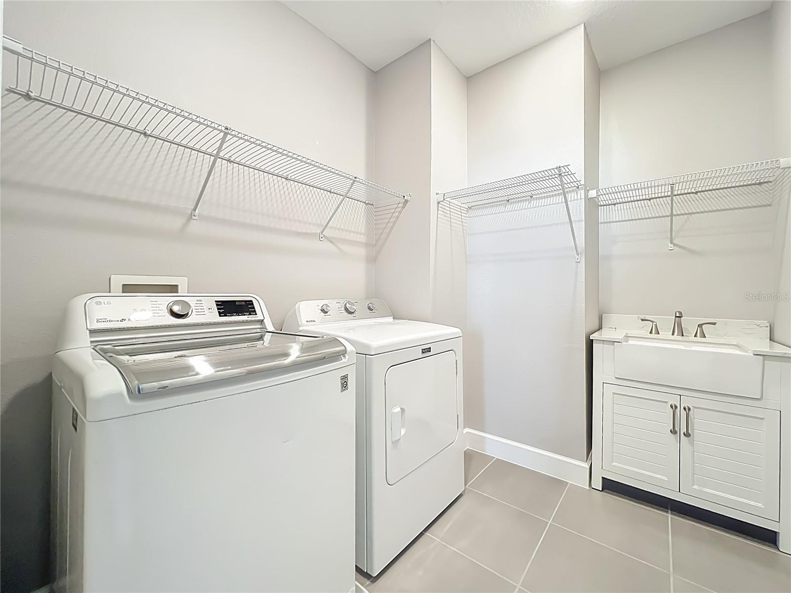 Image 32 of 50 For 15536 Gentle Rain Drive