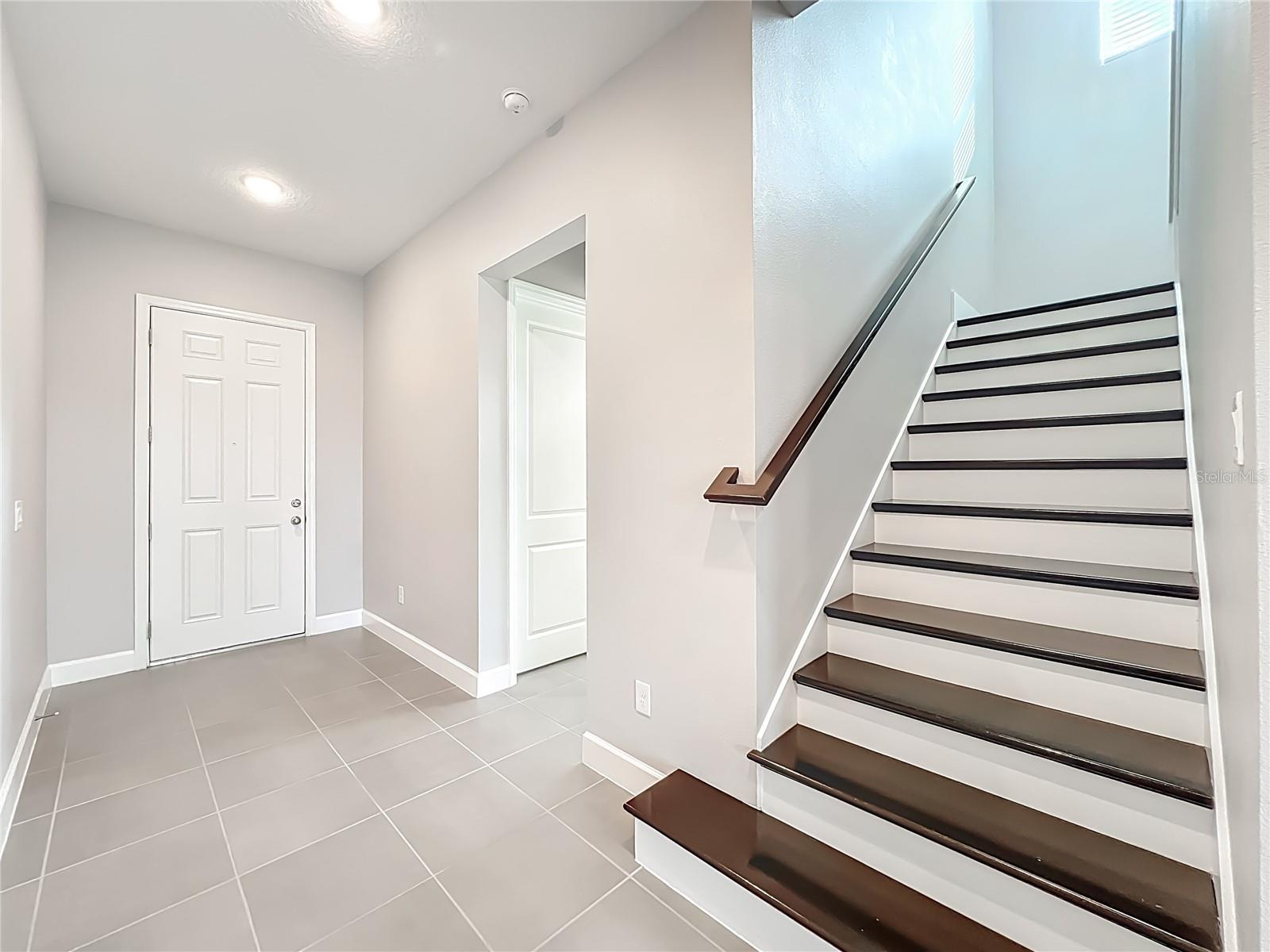 Image 5 of 50 For 15536 Gentle Rain Drive