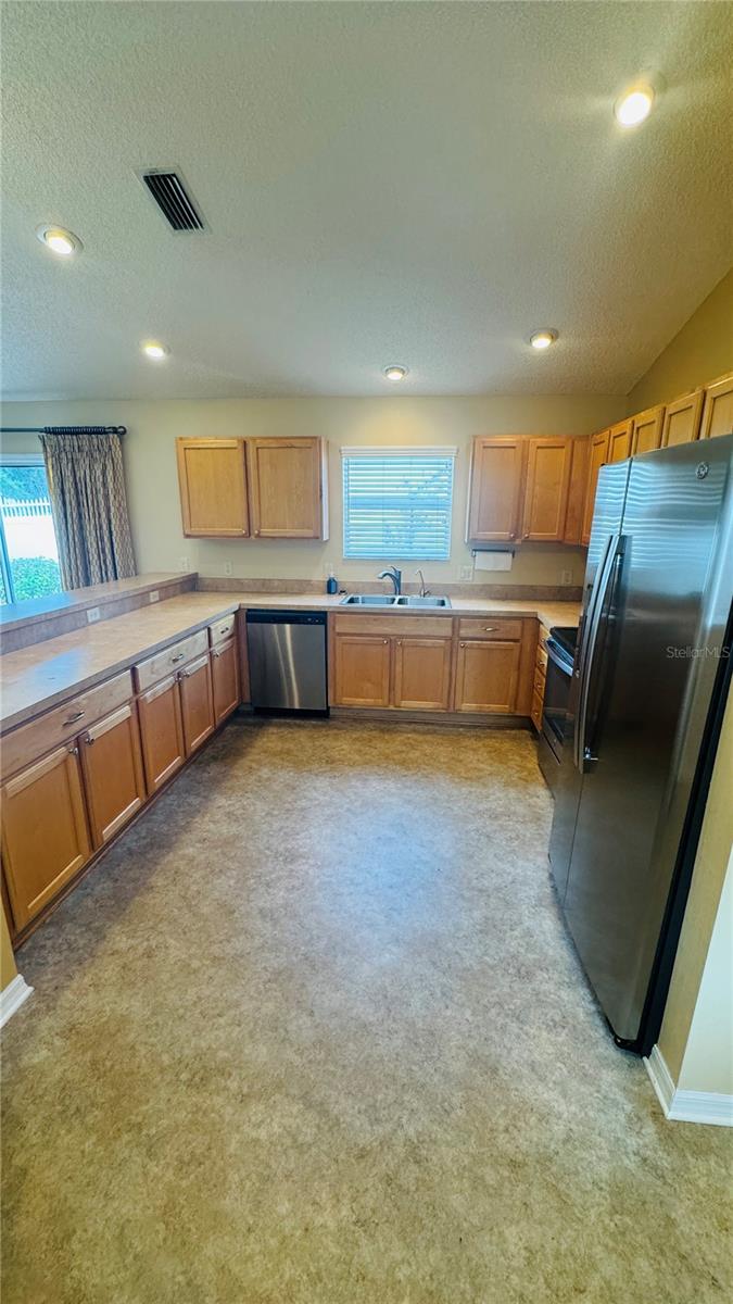 Image 15 of 28 For 430 Calvert Terrace