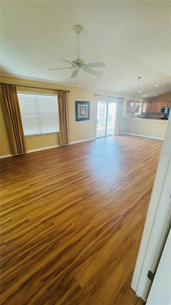 Image 21 of 28 For 430 Calvert Terrace