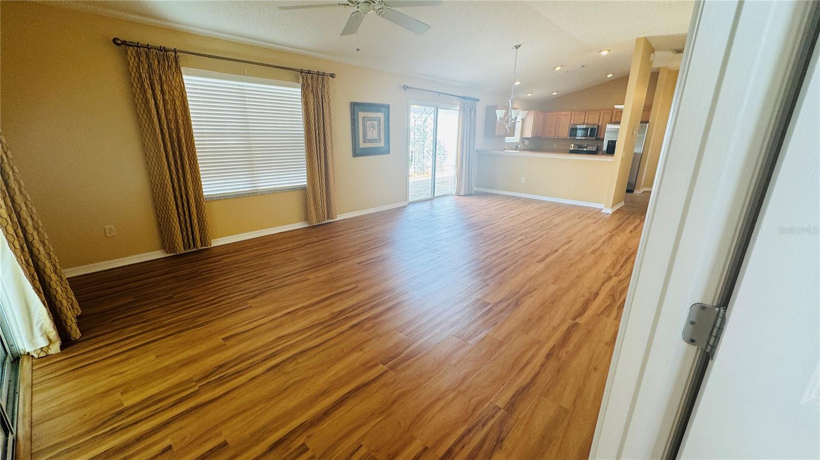 Image 22 of 28 For 430 Calvert Terrace