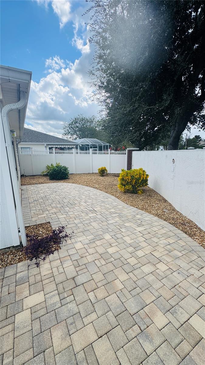 Image 8 of 28 For 430 Calvert Terrace