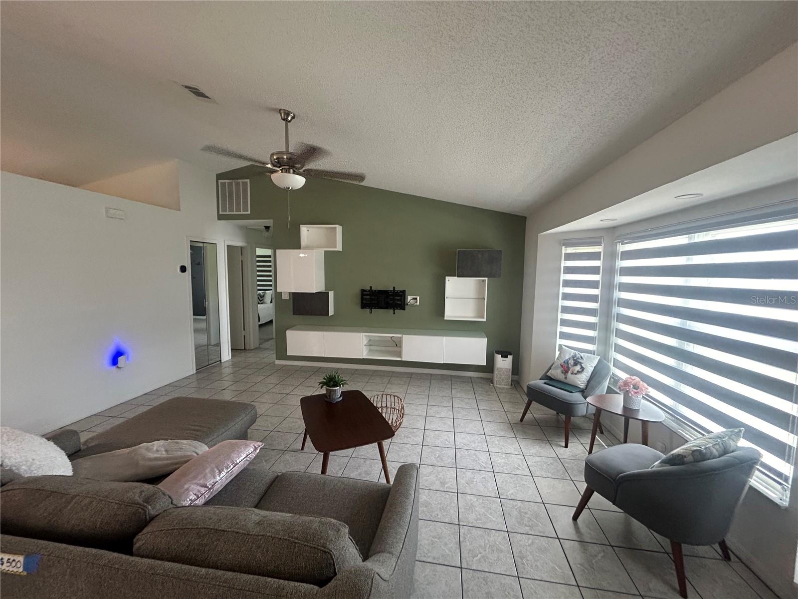 Image 4 of 10 For 1404 Westminster Way